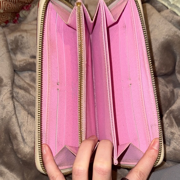 Authentic Louis Vuitton White Multicolor Monogram Long Zip Around Wallet - Picture 3 of 6